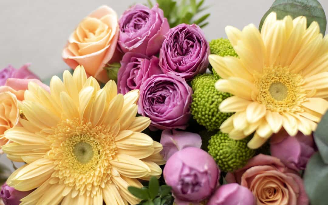 Arreglos Florales con Flores de Colombia - Magenta Flores
